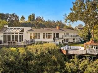 282 Bentley Cir, Los Angeles, CA 90049