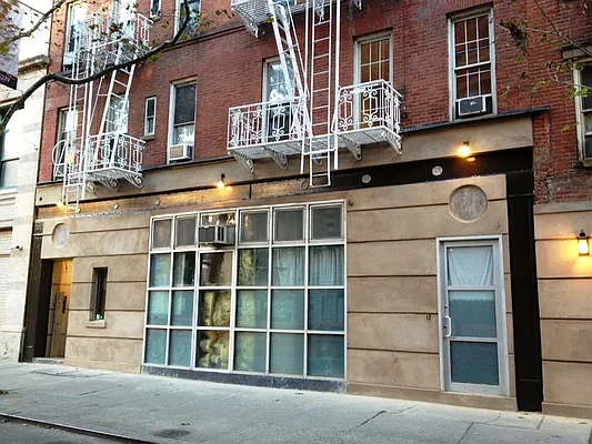 Rented by Sky Management | media 32