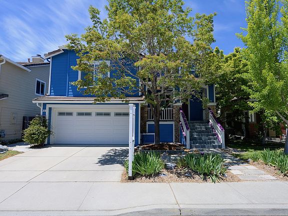 3rd image of 913 Coast Range Dr