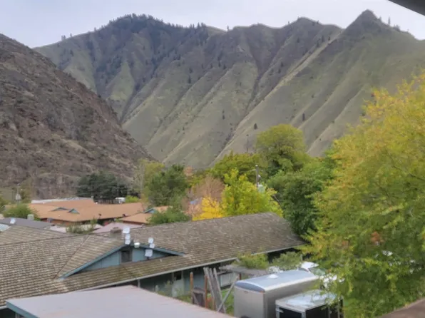 345 Whitewater Dr, Riggins, ID 83549