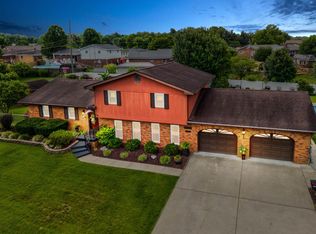 9333 Oak Hill Dr, Ashland, KY 41102