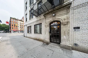 152 Thompson Street in Soho