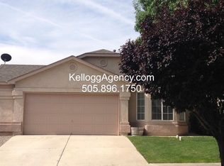 718 Pinon Meadows Dr NE, Rio Rancho, NM 87144