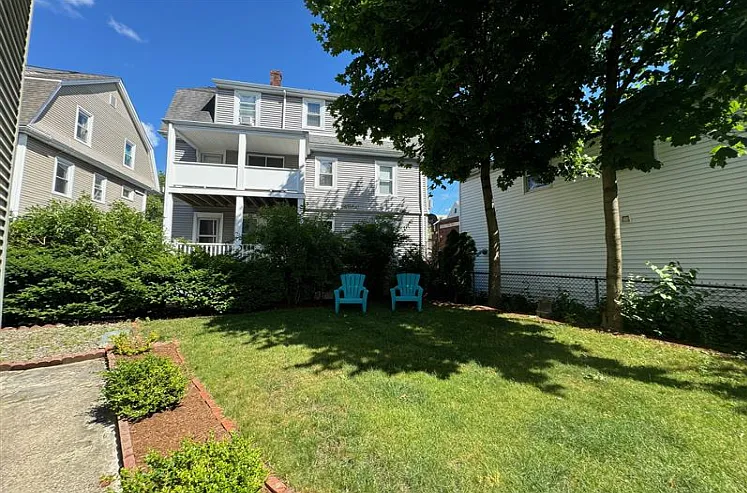 13 Grove St #2 — Photo 11