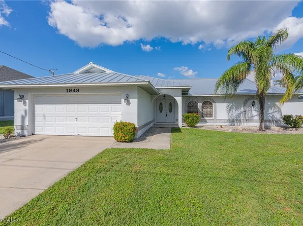 1949 SE 31st St, Cape Coral, FL 33904