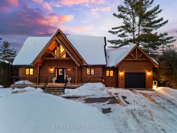 1935 McLeod Dr, Severn, ON P0E 1N0