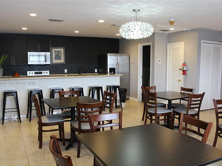 421 NE 1st St #112 — Photo 23