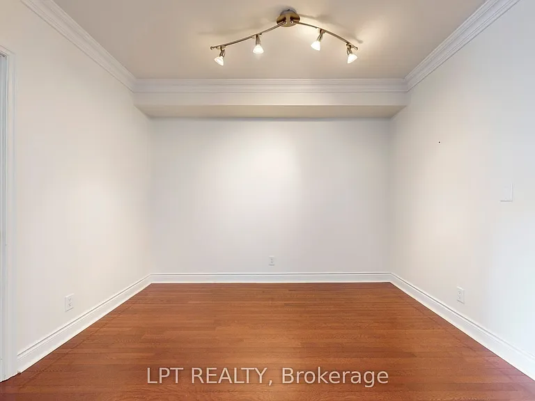 10 Delisle Ave #1011 — Photo 7