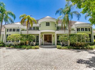 8510 Whispering Oak Way, West Palm Beach, FL 33411