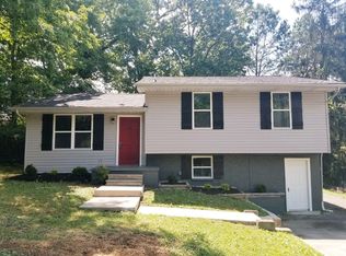 5122 Foxwood Rd, Knoxville, TN 37921