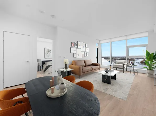 680 Quayside Dr #4001, New Westminster, BC V3M 6Z6