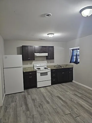 258 The Blvd #C Photo 1