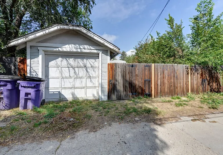 1718 S Franklin St — Photo 19