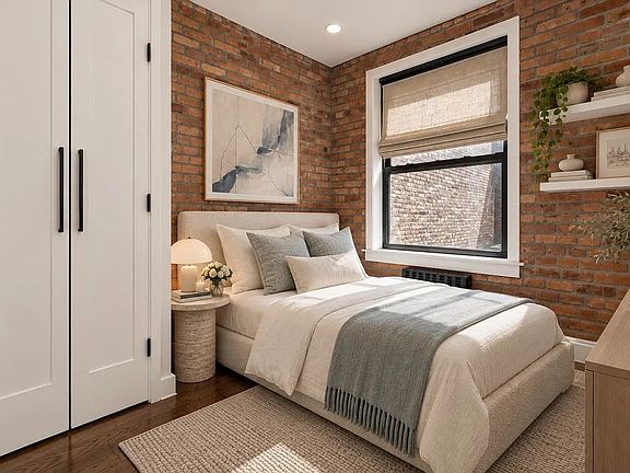 5th image of 216 Thompson St #2G