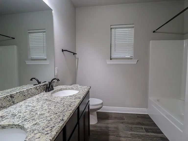 4401 Sweetgum Dr — Photo 34