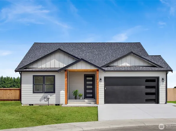 416 W 4th Street, Everson, WA 98247