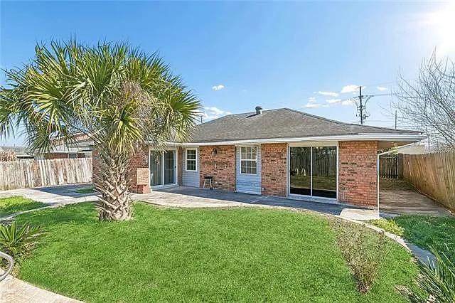 4510 Read Blvd — Photo 8
