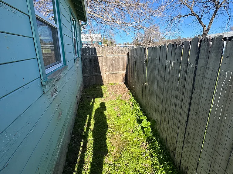 14511 Lakeshore Dr #4 — Photo 11