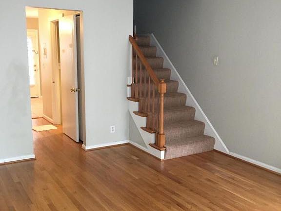 3rd image of 2159 Bonnycastle Ave Unit 3