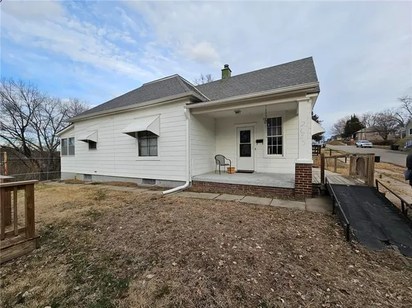 2615 Mary St, Saint Joseph, MO 64507