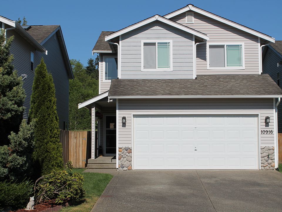 1st image of 10916 185th Ave E