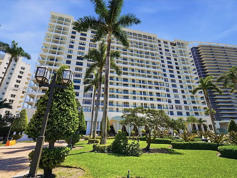 9801 Collins Ave #14D — Photo 12
