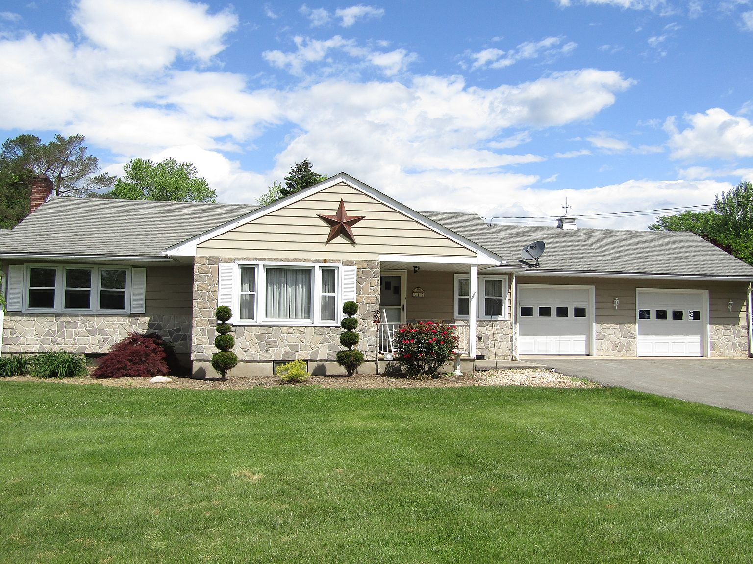 317 Spruce St, Walnutport, PA 18088 Zillow