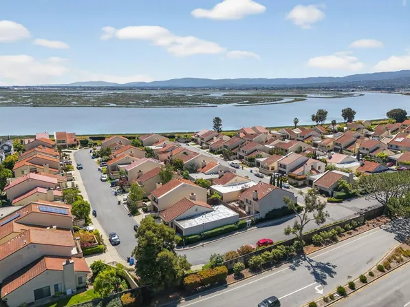 31 Barcelona Cir, Redwood City, CA 94065