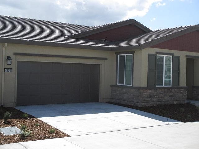 1st image of 4526 Paso Centro Ln