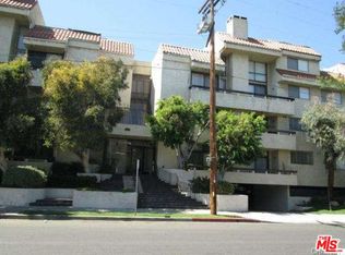 5237 Newcastle Ave APT 102, Encino, CA 91316