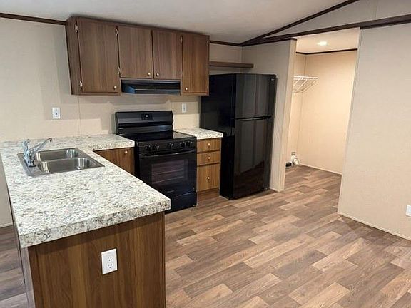 3rd image of 24449 Needham Rd #1