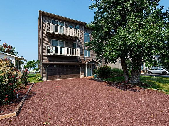 2nd image of 47 Moonshell Dr