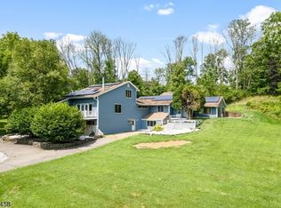 153 Hollow Brook Rd, Califon, NJ 07830