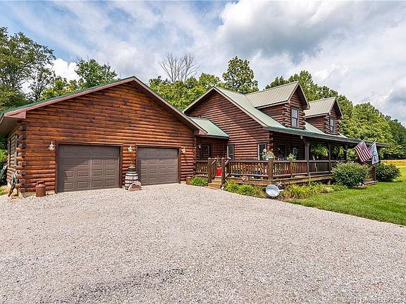 3rd image of 1381 Driftwood Dr NE