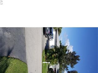 1659 S Fountainhead Rd, Fort Myers, FL 33919