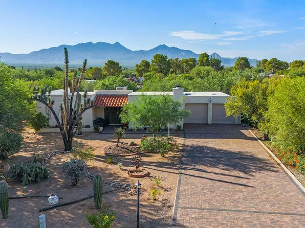 765 S Corpino De Pecho, Green Valley, AZ 85614