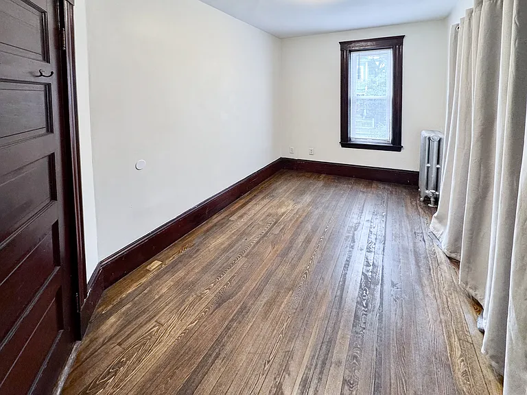 9 Fairfield St #1 — Photo 8