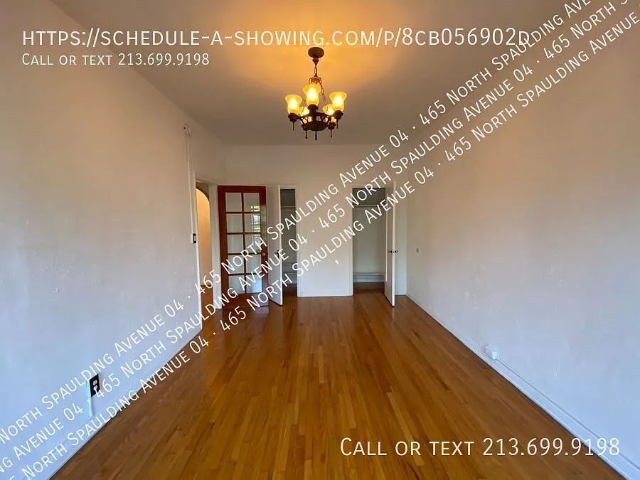 No Security Deposit & 1st Month Is Free- Probably The Largest 1bed Room In la-Old World Charm — Photo 4