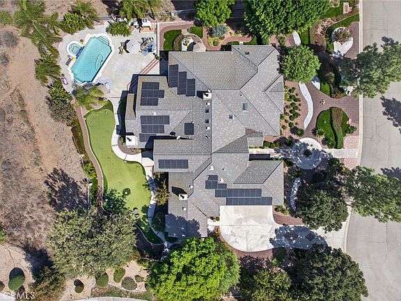 5th image of 6872 Chartwell Dr