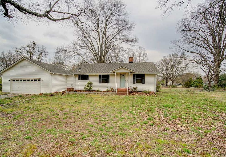 1st image of 476 Carolina Dr