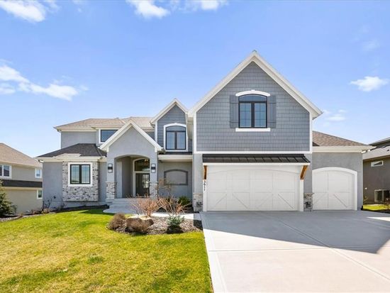 3611 W 158th Ter, Overland Park, KS 66224