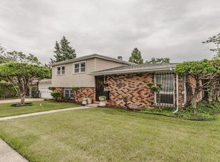 15407 Sunset Dr, Dolton, IL