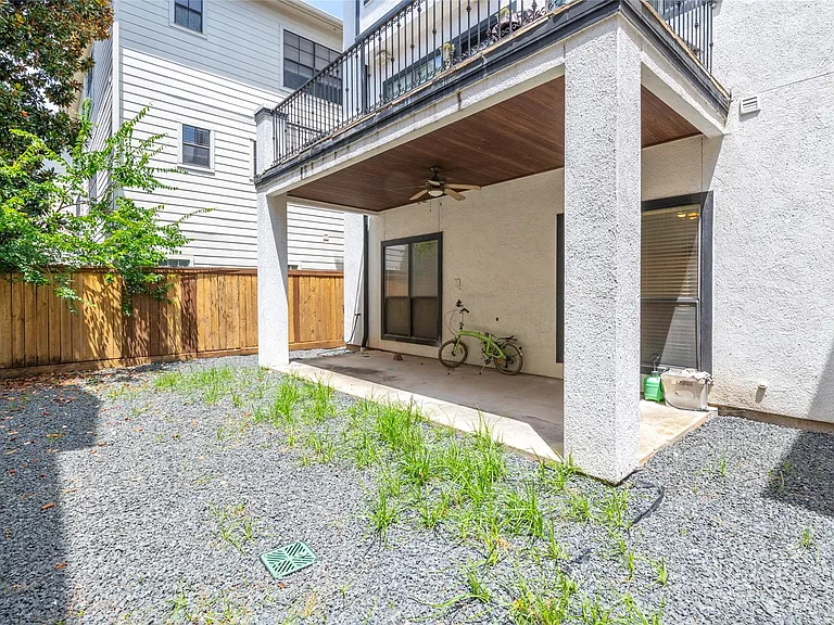 4233 Childress St — Photo 48