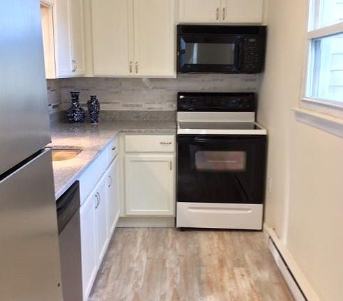3rd image of 68 D White Street
