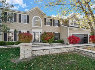 3087 Haven Ln, Lindenhurst, IL 60046