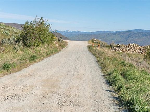 3rd image of 25 Chelan Hills Acres Road