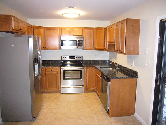 4th image of 105 Piano Dr