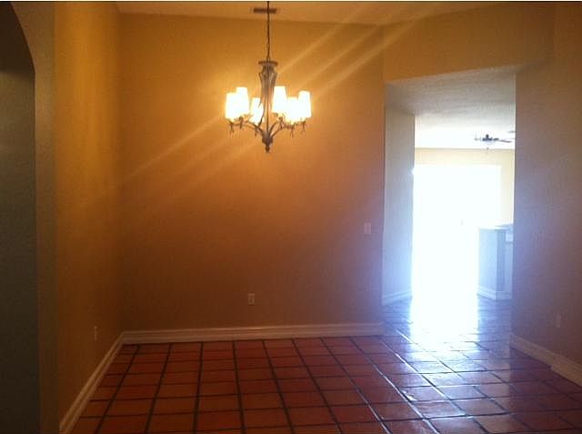 2nd image of 2111 NE 40th Rd