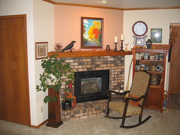 5th image of 5843 Garden Grove Dr