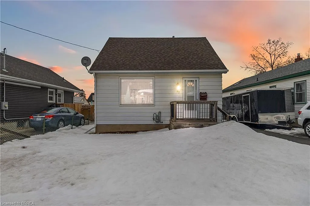 47 Eddy Ave photo 1